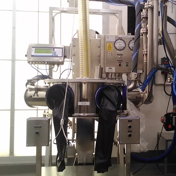 DEC DCS powder discharge system