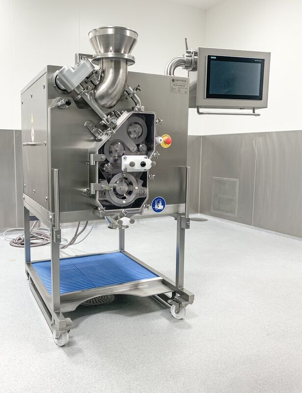 Gerteis MINI-POLYGRAN roller compactor in cleanroom